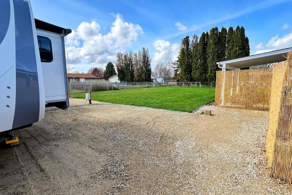 Luxury Glamping Near Idaho Event Center In Nampa Apartment Exterior photo